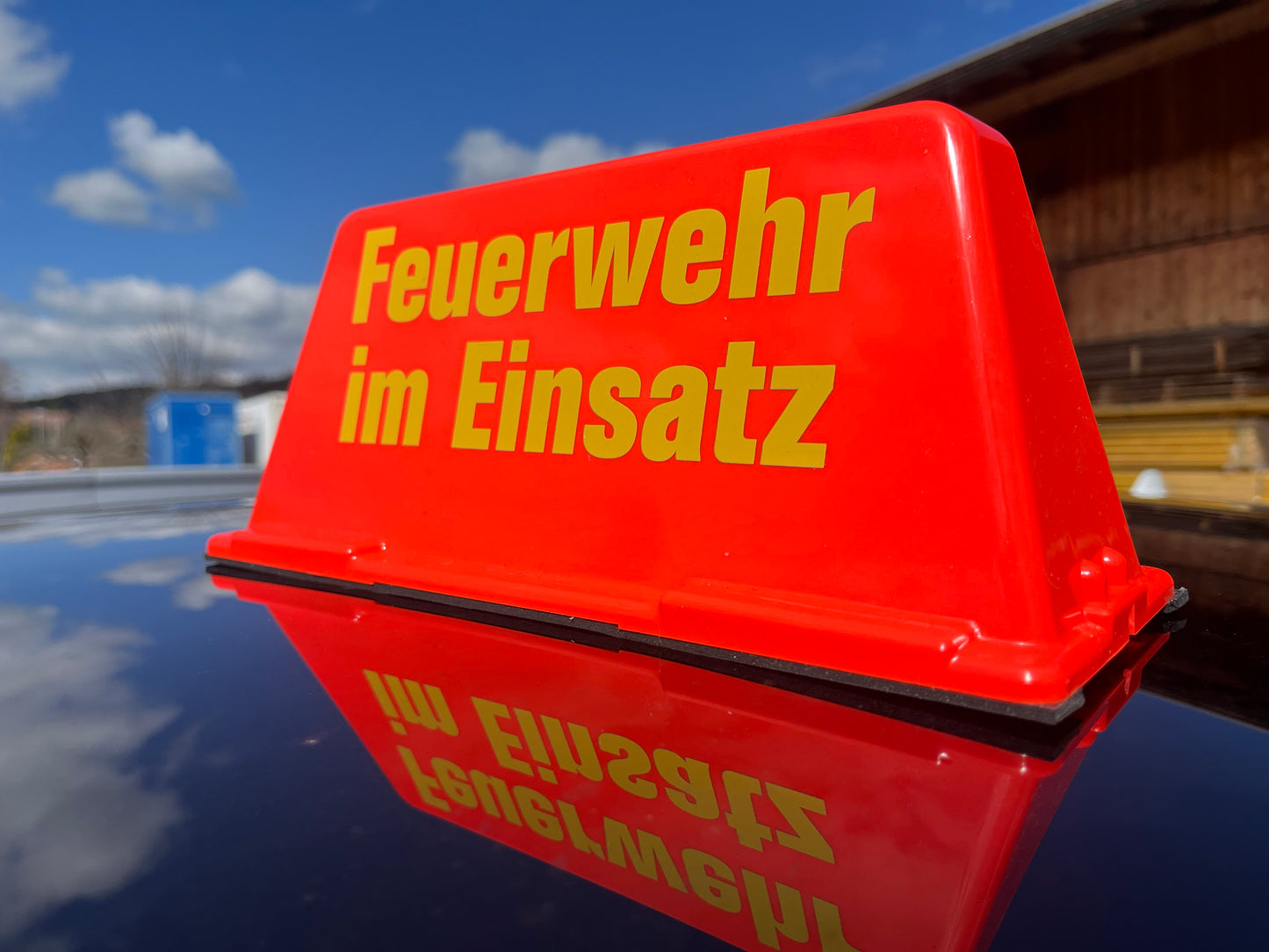 Dachaufsetzer "Feuerwehr im Einsatz" leuchtrot