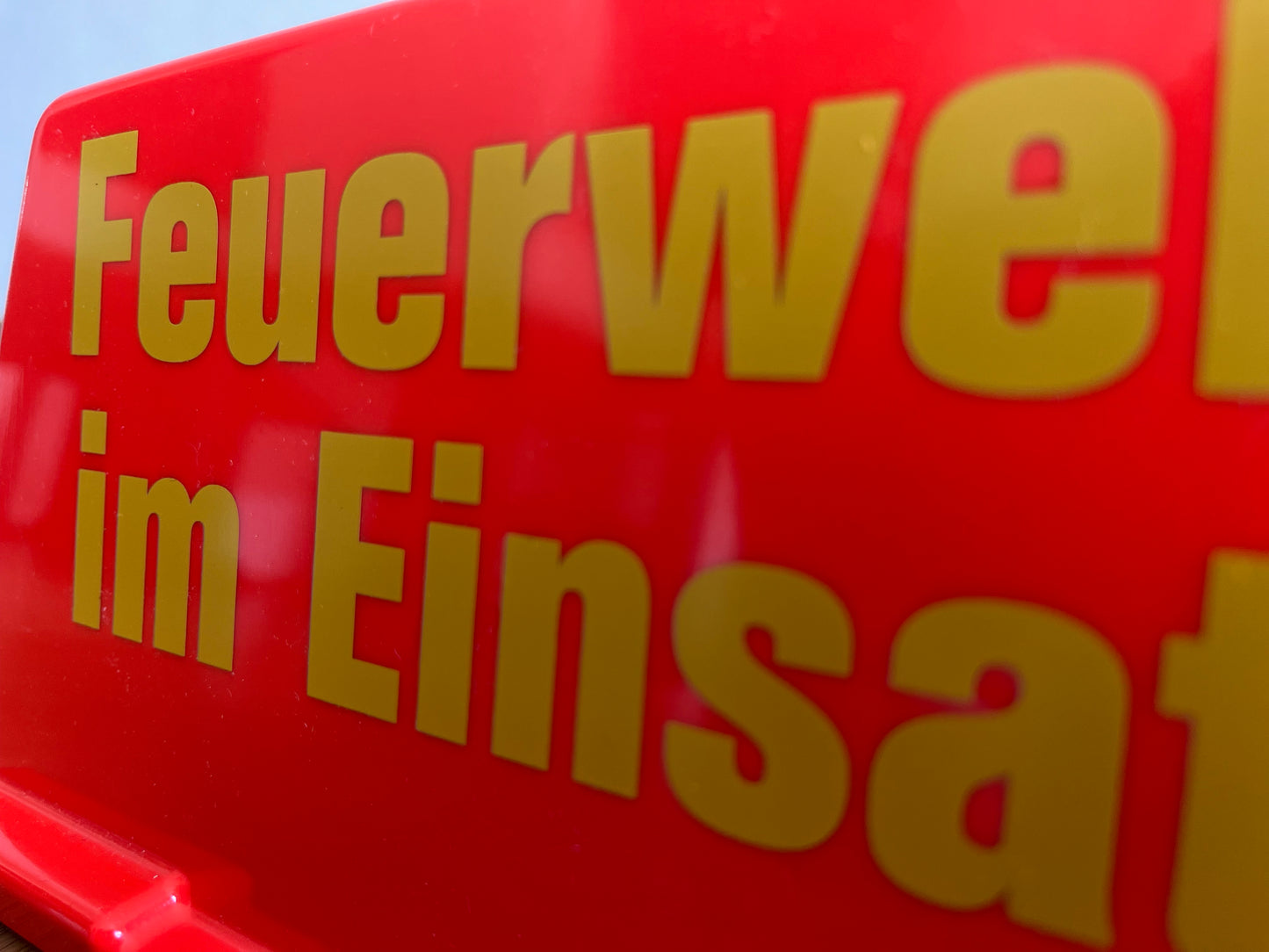 Dachaufsetzer "Feuerwehr im Einsatz" leuchtrot